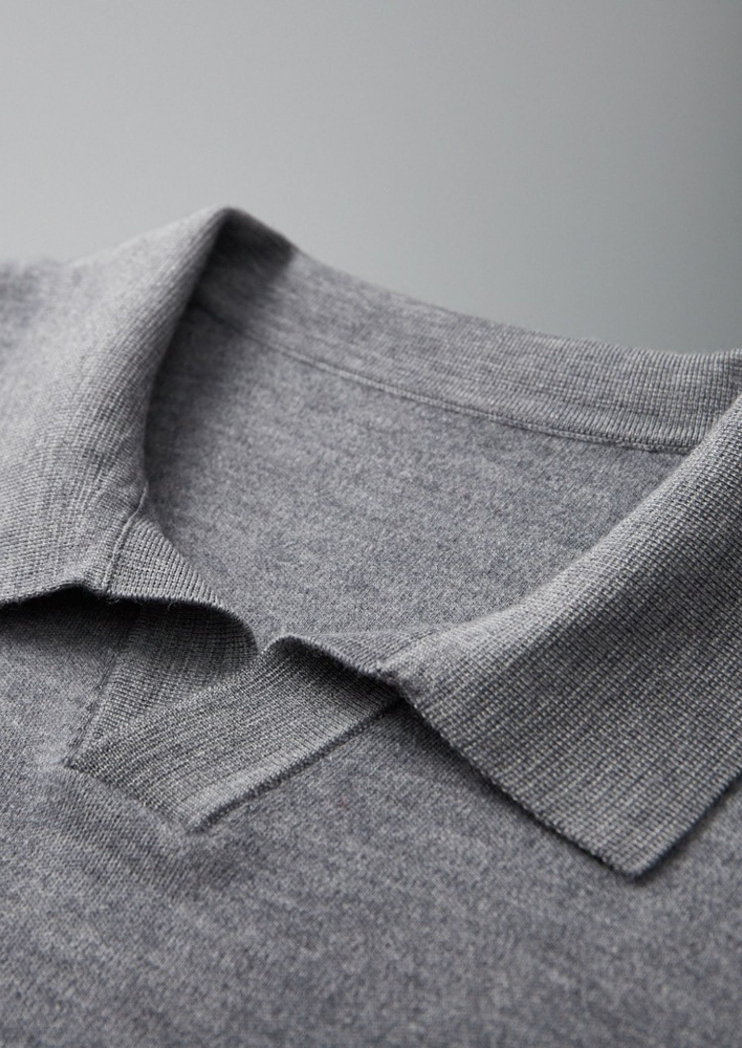 Cashmere Polo Sweater - Buttonless Design for Casual Wear - 100% Cashmere