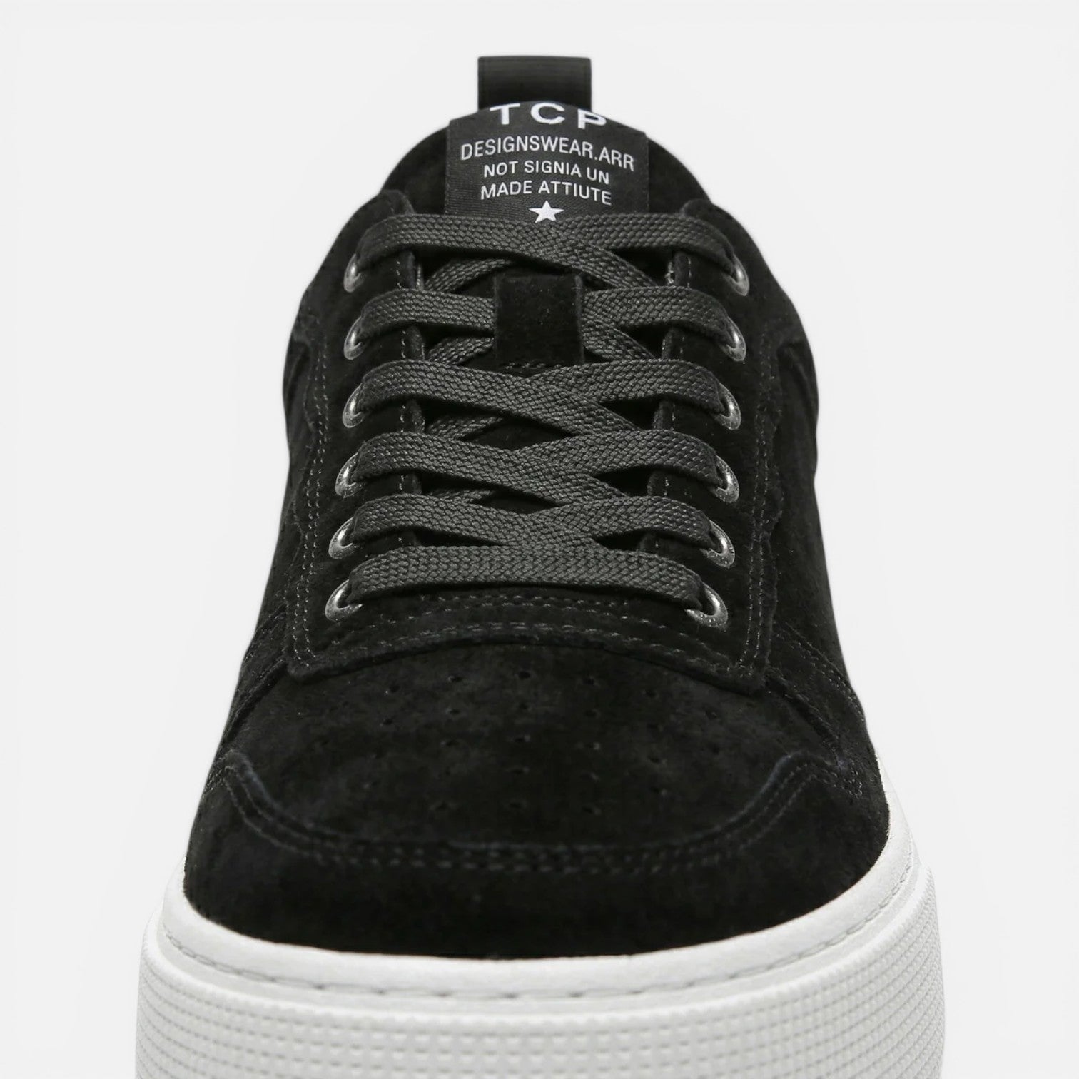 Men’s Casual Sneakers | Comfortable Walking Shoes for Everyday Use