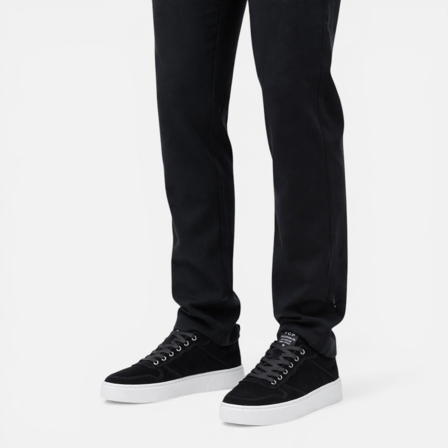 Men’s Casual Sneakers | Comfortable Walking Shoes for Everyday Use