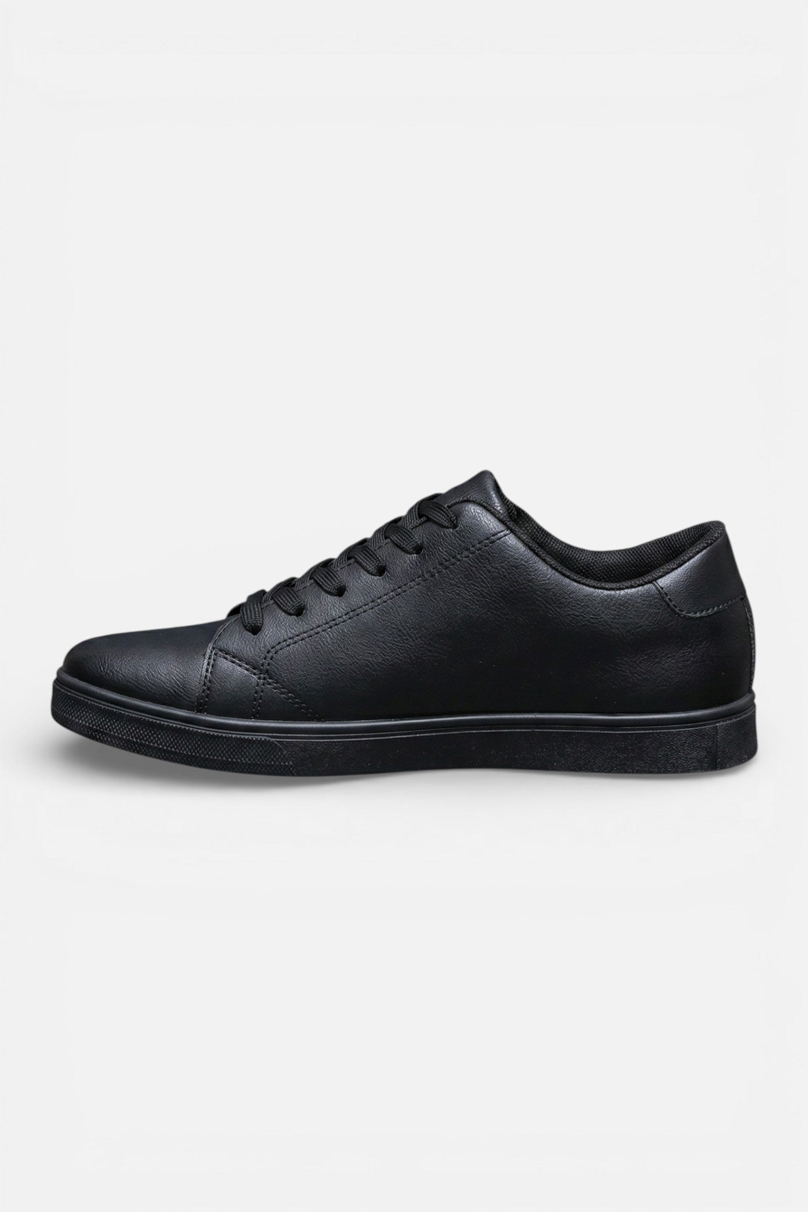 Men's Casual Trainers - Comfortable Everyday Footwear for All Occasions