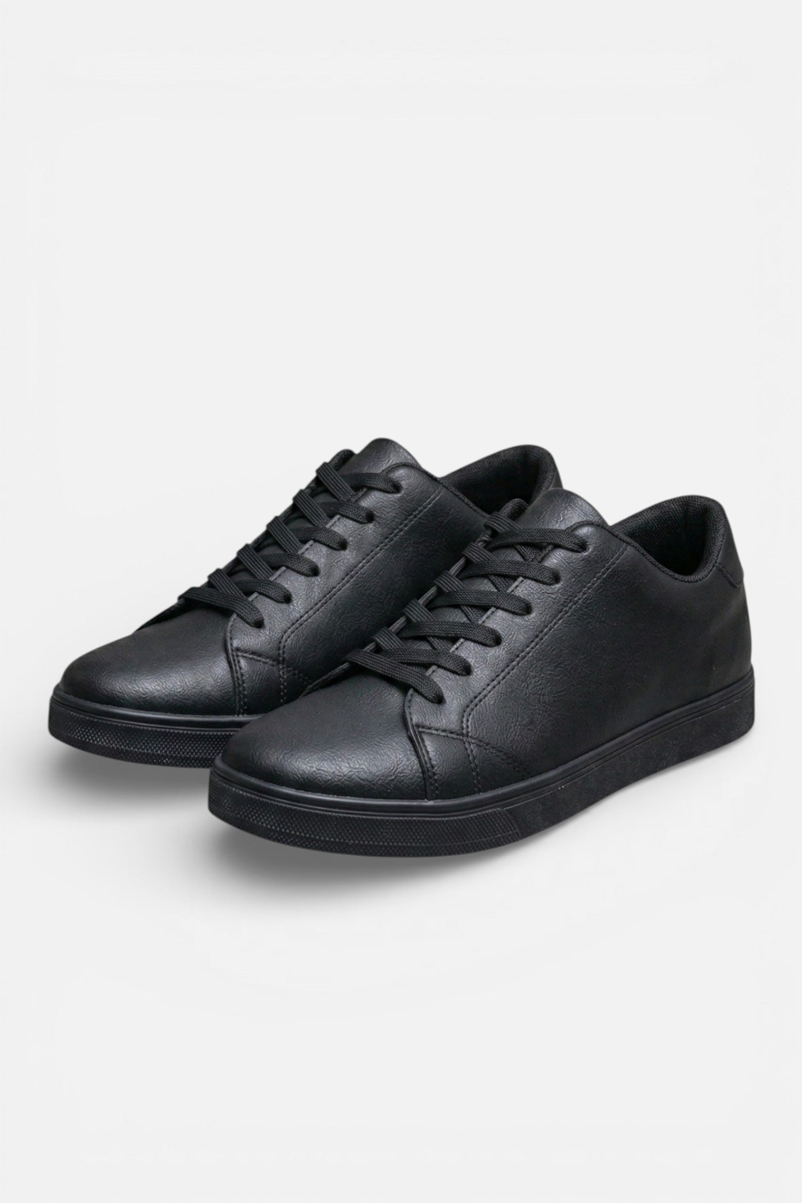 Men's Casual Trainers - Comfortable Everyday Footwear for All Occasions