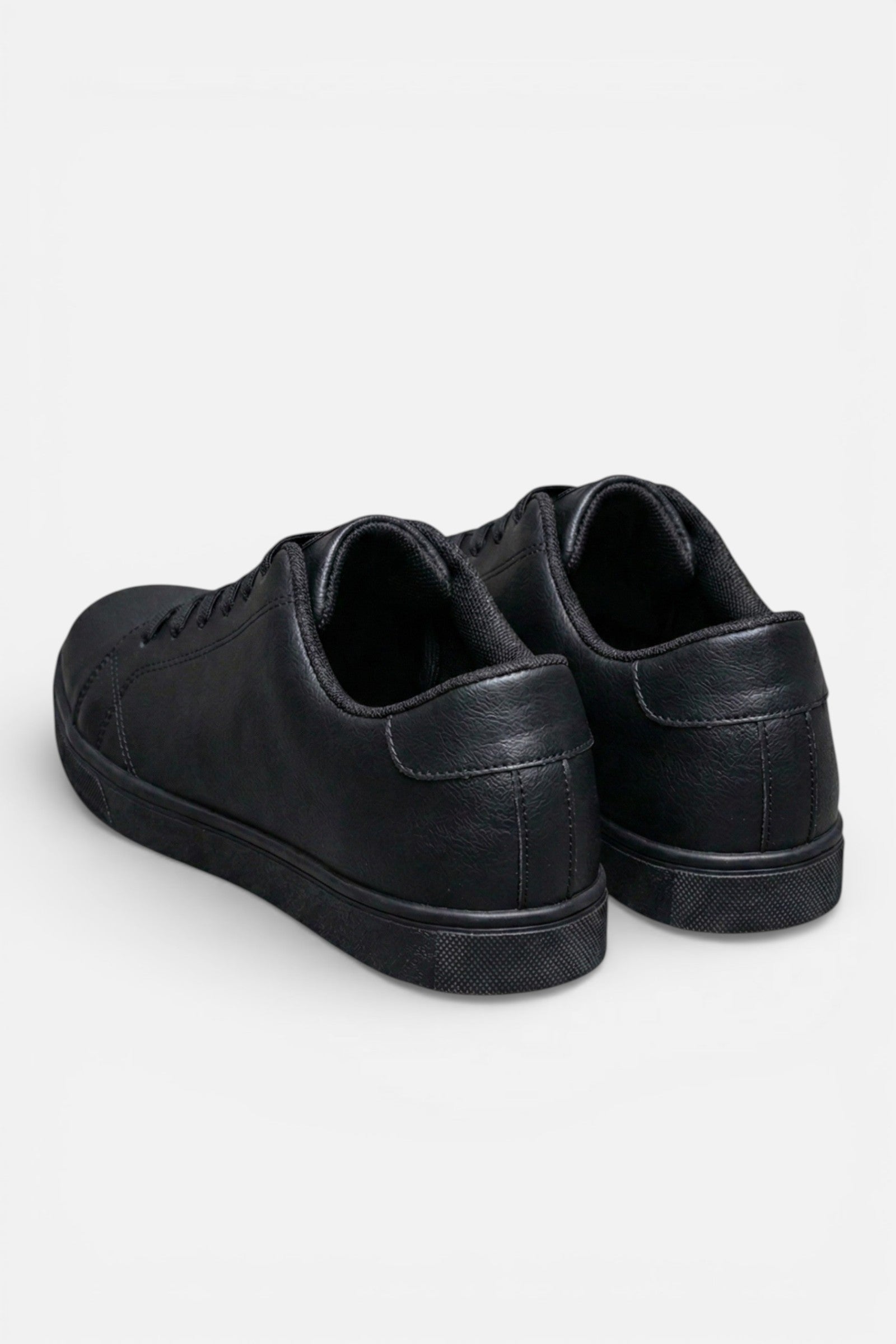 Men's Casual Trainers - Comfortable Everyday Footwear for All Occasions