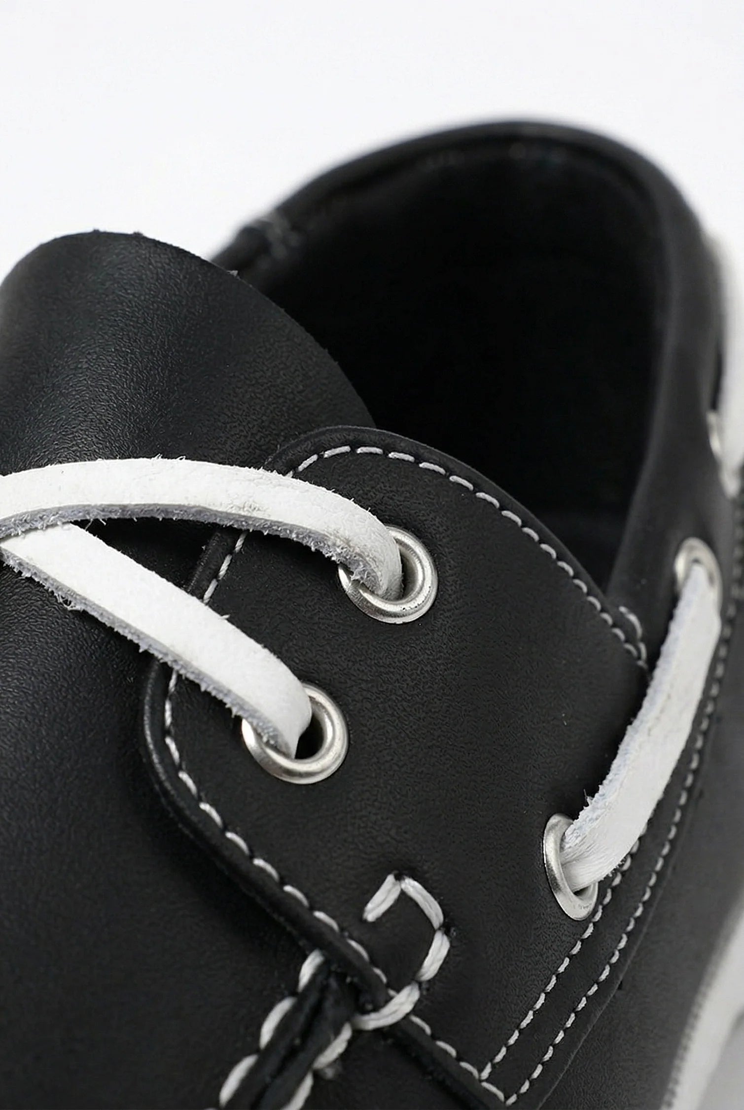 Men's Leather Boat Shoes - Casual Spring Style for Everyday Wear