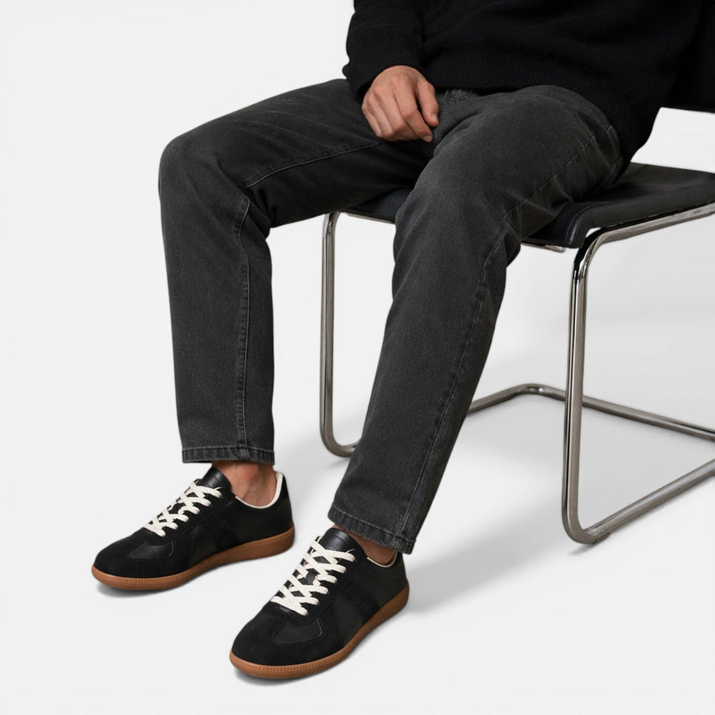 Men's Leather Lace-Up Low-Top Sneakers for Casual Wear