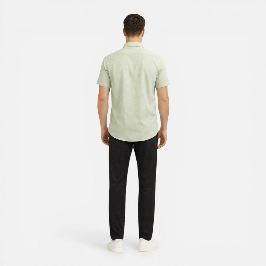 Men's Lightweight Breathable Short Sleeve Slim Fit Summer Shirt