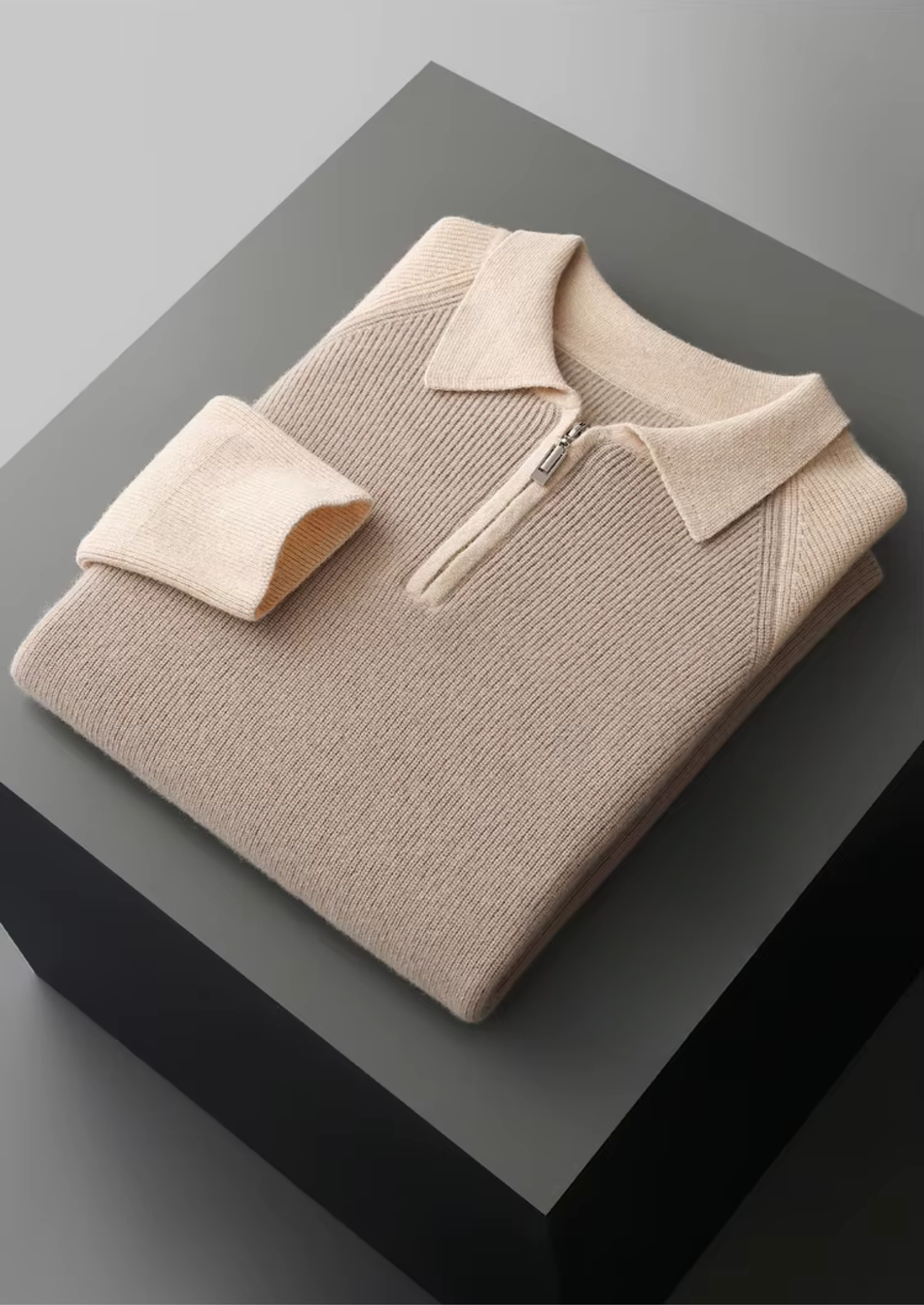 Two-Tone Zipper Sweater Polo for Men - Casual Knit Top for Everyday Wear